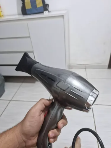 Secador Profissional Lizze Extremme 2400W.