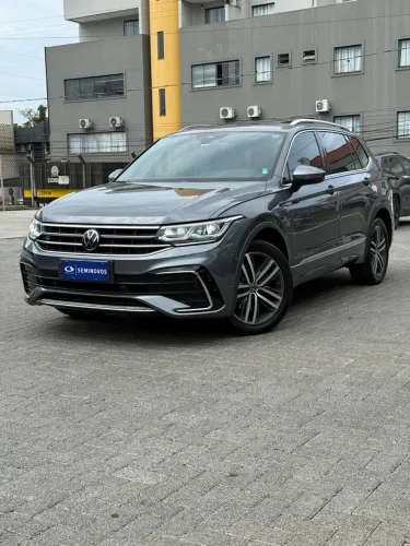 Volkswagen Tiguan Allspac R-line 300 TSI 2.0 2024