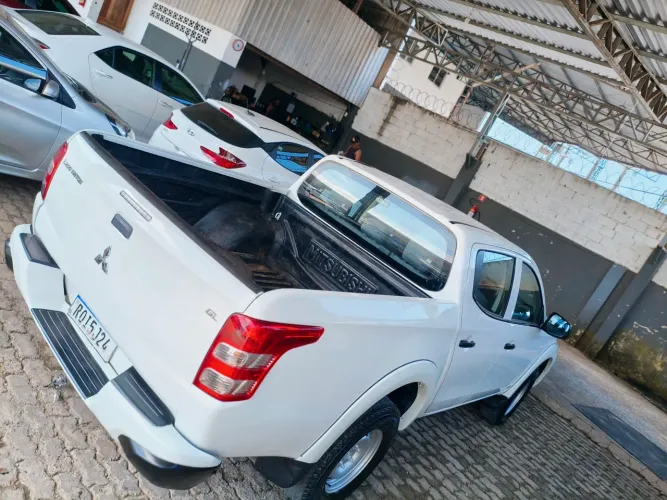 Mitsubishi L200 Triton Sport GLS 2.4 CD Diesel Aut. 2023