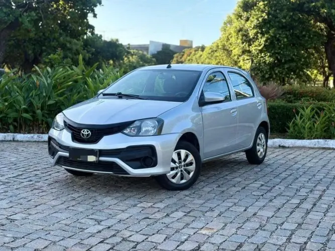 Toyota Etios X 1.3 Flex 16V 5P Mec. 2020