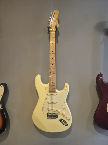 Guitarra Tagima Tw-530 (trastes inox)