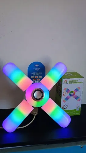 Lâmpada led RGB e Branco 60W com som via bluetooth / MEGA PROMOÇÃO 