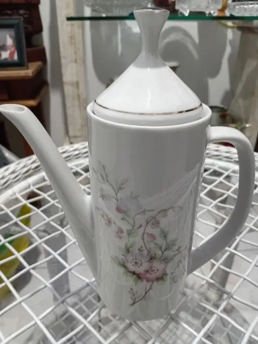 Bule de porcelana