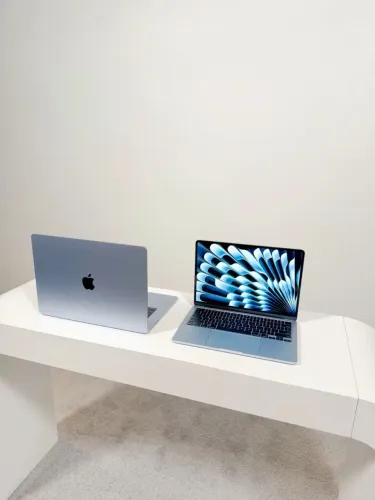 MacBook Air M4