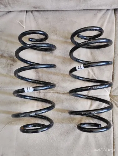 Par de molas traseiras spin ( exceto active ) . Não  é para GNV