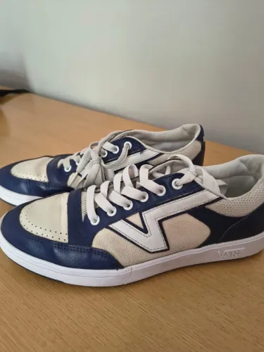Tenis Vans LowLand - Azul e Branco - Tamanho 41