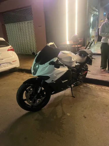 COMET 650 R 2011