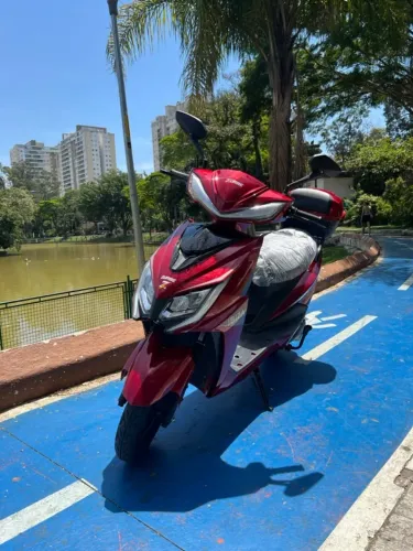 SCOOTER ELÉTRICA IBIZA ZURBE 1000W - NOVA