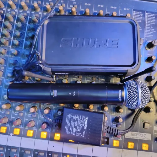 Microfone Sem Fio Shure SM58 - O Padrão Ouro dos Palcos (Original)