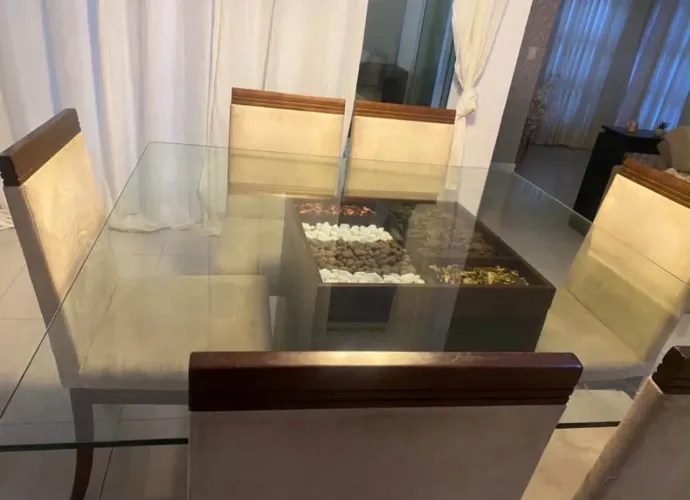 Mesa + cadeiras