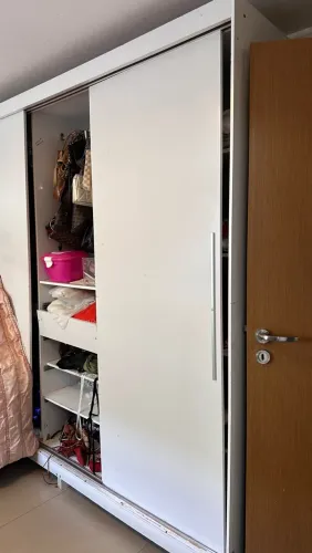 Guarda roupa quebra galho
