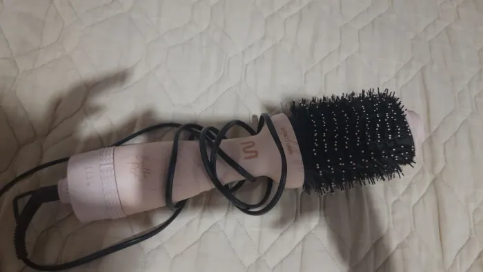 Escova secadora