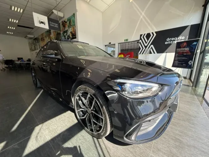 Mercedes-Benz C-300 AMG Line EQ Boost 2.0 TB Aut. 2025