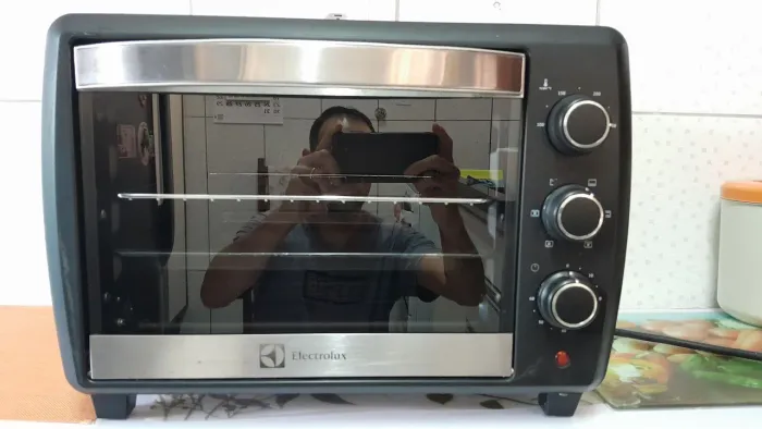 Forno Elétrico Electrolux Chef 25 Litros EOC50 127V