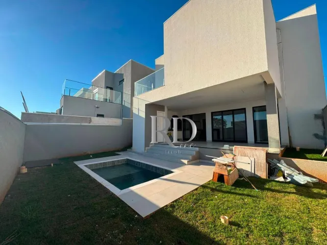 Sobrado com 3 suítes à venda, 202 m² por R$ 1.400.000 - Parque Tauá - Cond. Araçari - Lond