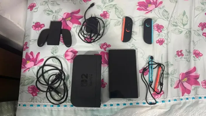 Nintendo Switch 2 semi novo