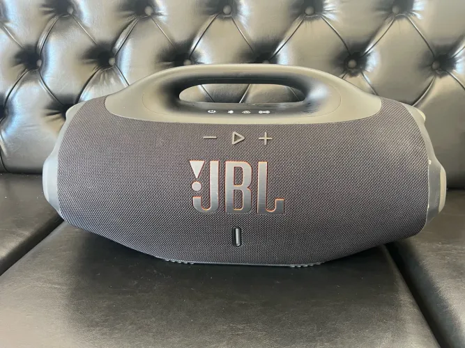 Jbl bombox 4