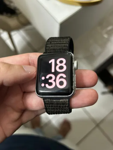 VENDO APPLE WATCH SÉRIES 3, 38MM