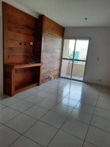 Apartamento com 3 quartos à venda, 70 m² por R$ 500.000 - Zona 07 - Maringá/PR