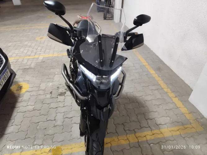 Vendo Zontes T350 em ótimo estado de 0 Km com apenas 300 km rodados.