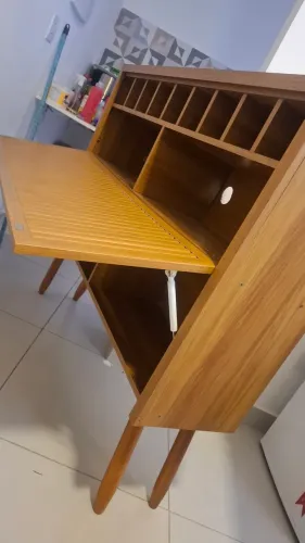 Armário com adega