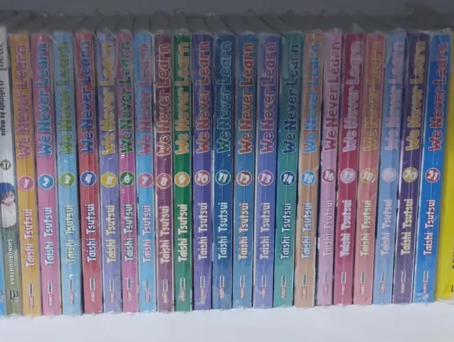 Venda de colação de mangá (We Never Learn)