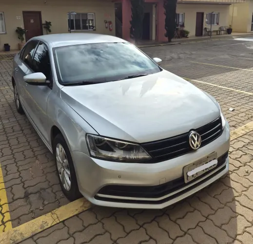 Volkswagen Jetta Trendline 2.0 T.flex 8V 4P Tip. 2015