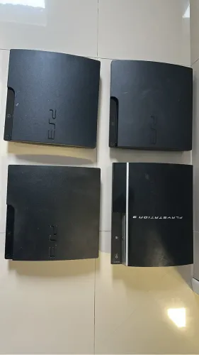 LOTE 4 PS3 C DEFEITO + 2 CONTROLES