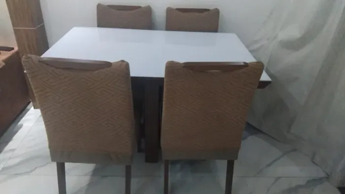 Venda de Mesa de Jantar - Retirada no local