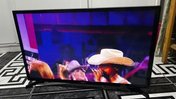 Tv Samsung smart 32