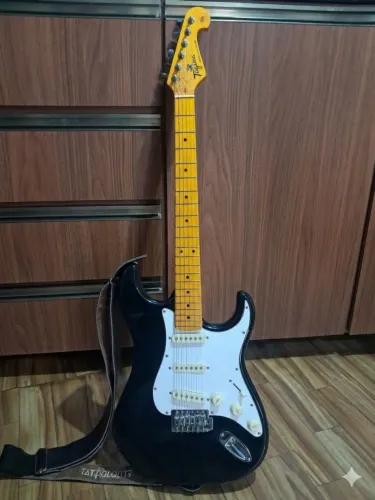 Guitarra Tagima