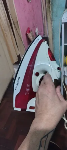 Ferro De Passa Roupa A Vapor