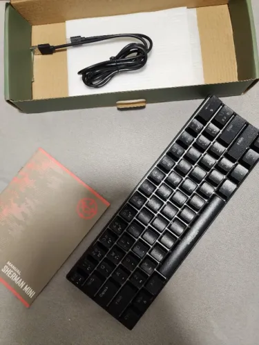 Teclado Mecânico Gamer TGT Sherman Compacto TKL RGB ABNT2 Switch Azul