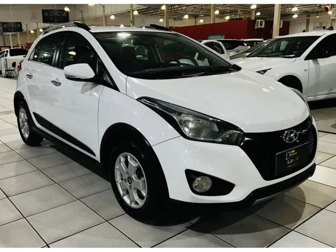 Hyundai HB20X Premium 1.6 Flex 16V Aut. 2015