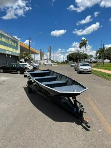 Barco Soldado Estrutura Forte para Uso Contínuo - A partir de 7.990,00