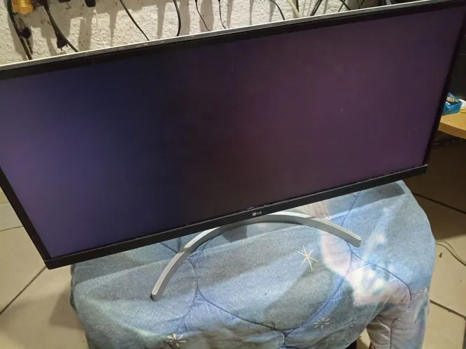 Monitor LG 29 polegadas (leia)