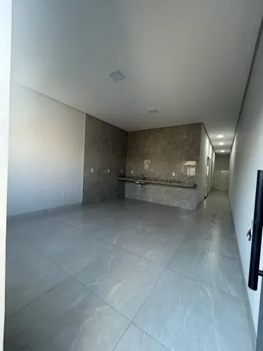 Alugo casa