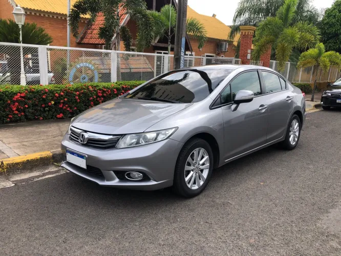 Honda Civic Sedan LXR 2.0 Flexone 16V Aut. 4P 2014