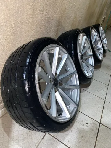 Rodas Aro 17/tala 8 furação 4x108 