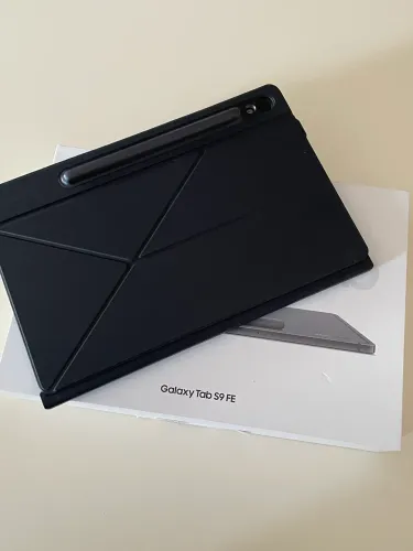 Tablet samsung s9 FE. novíssimo
