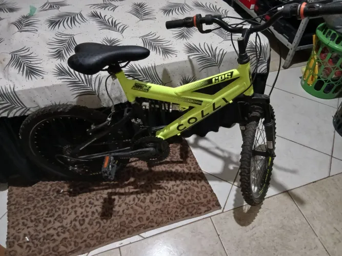 Bicicleta infantil bem conservada ( Castanhal)