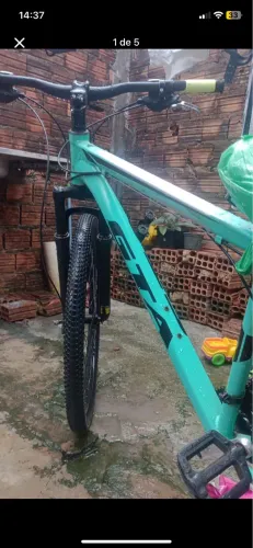 Bike aro 29 em perfeito estado 800 pra sair logo
