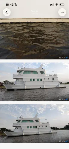 Barco estilo iate 