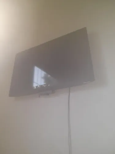 Tv Led 32 pegadas 350.toda perfeita imagem .Salvador bahia.