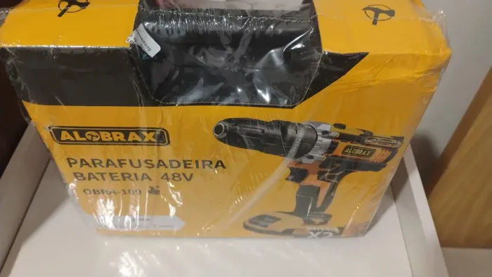 Parafusadeira furadeira 48v nova na embalagem