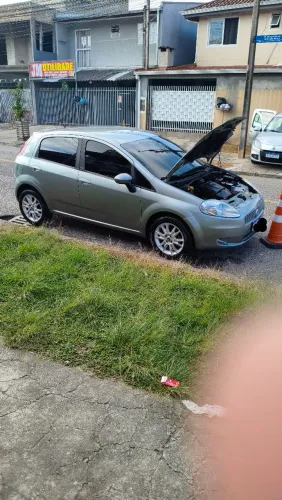 Fiat Punto Essence 1.6 Flex 16V 5P 2011