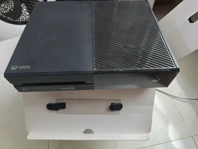 Xbox One Fat 500GB Muito Conservado - Funcionando 100% + Controle e Cabos