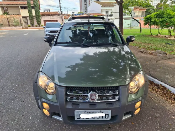 Fiat Strada Adventure1.8/ 1.8 Locker Flex CD 2011
