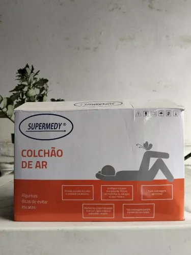 Colchão de ar para acamados.