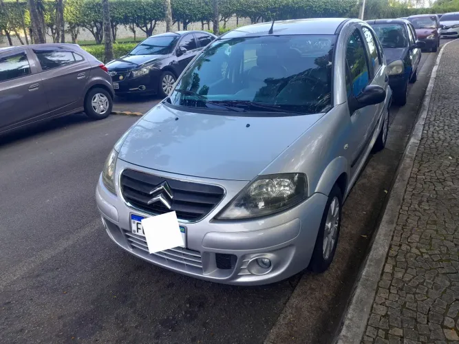 Citroen C3 GLX 1.4/ GLX Sonora 1.4 Flex 8V 5P 2012